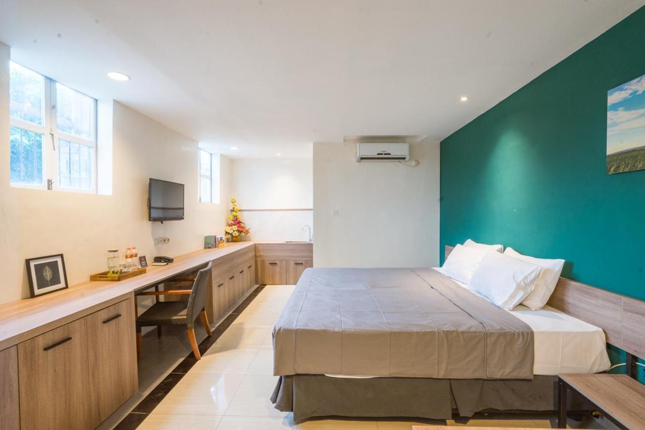 Life Puri Hotel Surabaya Gubeng Eksteriør billede
