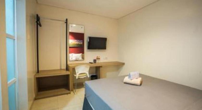 Life Puri Hotel Surabaya Gubeng Eksteriør billede