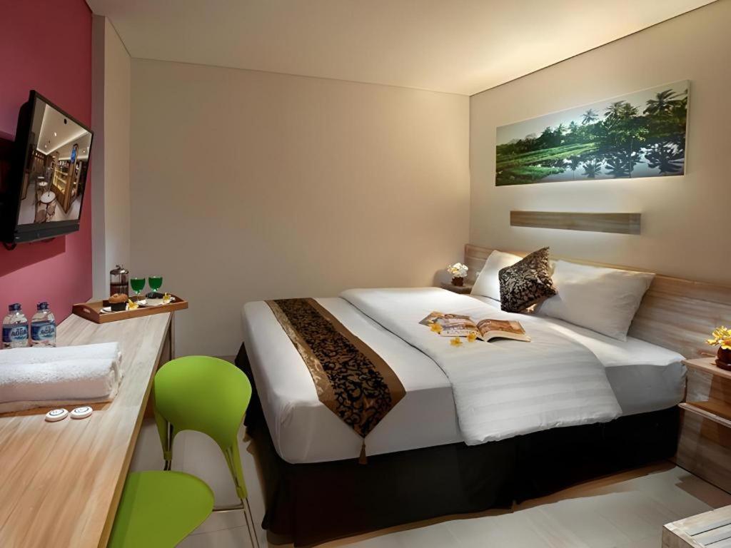 Life Puri Hotel Surabaya Gubeng Eksteriør billede