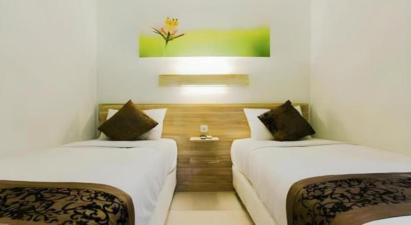 Life Puri Hotel Surabaya Gubeng Eksteriør billede